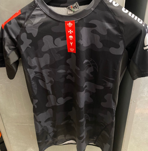 HO STILE RASHGUARD BLACK CAMO